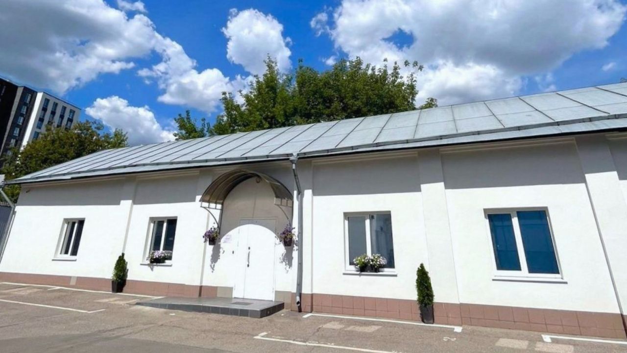 фасад дома, Бизнес-центр Рощинский, строение 6 по адресу г Москва, 4-й Рощинский проезд, д 20 стр 6